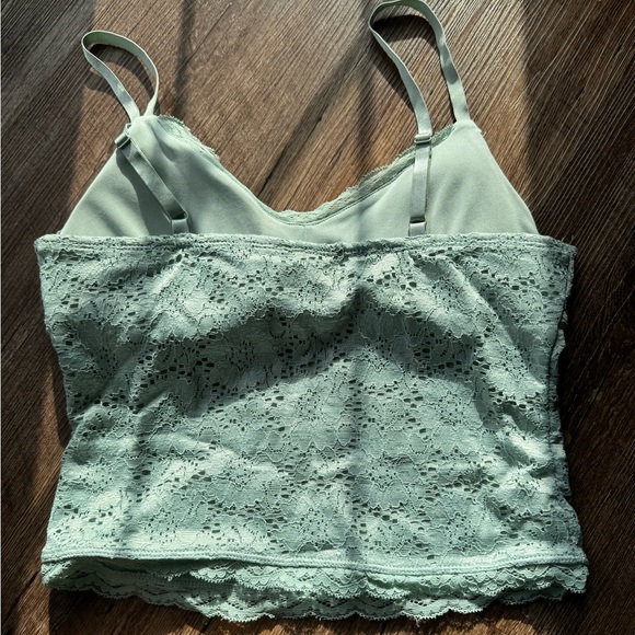 𝐍𝐨 𝐁𝐨𝐮𝐧𝐝𝐚𝐫𝐢𝐞𝐬 𝐋𝐚𝐜𝐞 𝐓𝐚𝐧𝐤𝐭𝐨𝐩 - Picture 2 of 5